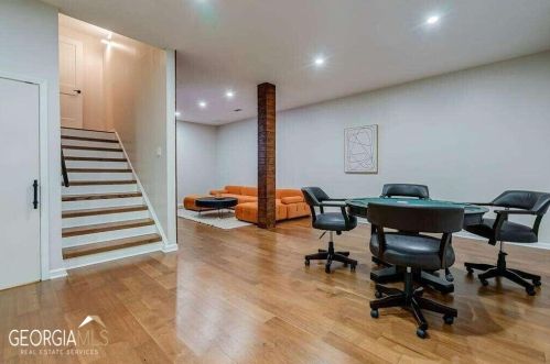 620 Colebrook Ct, Atlanta GA  30327-4710 exterior