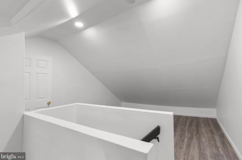 425 Cherry St, Lancaster PA  17602-4913 exterior