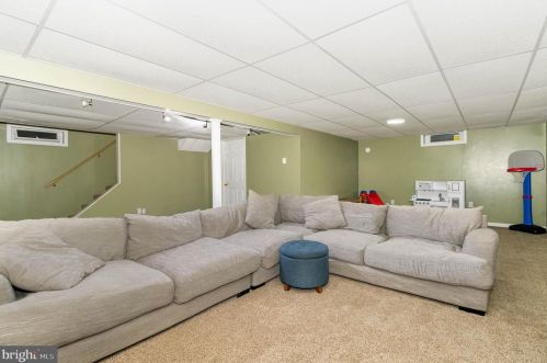 29 I St, Carlisle PA  17013-1420 exterior