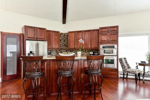 12053 Wright Ln, Bristow, VA 20136-1613