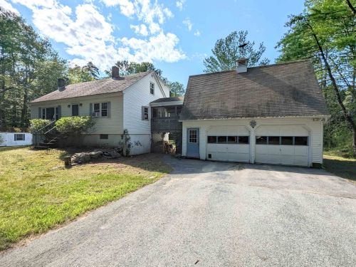 32 Jenkins Rd, Lee, NH 03861-6511