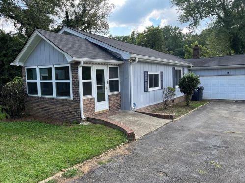 177 Main St, Lilburn, GA 30047-5059