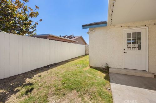 4932 Holbrook St, Anaheim CA  92807-1013 exterior