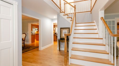 480 81 St, Willowbrook IL  60527-5985 exterior