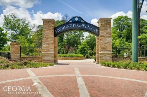 6355 Long Island Dr, Atlanta GA  30328-3040 exterior