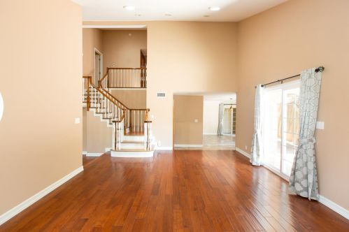 2411 Chevy Chase Dr, Glendale CA  91206-1850 exterior