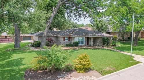 109 Crestwood Dr, Rockwall, TX 75087-3203