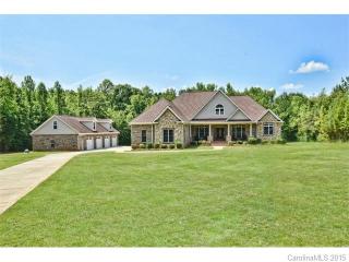 1490 Canter Ln, York, SC 29745-8951