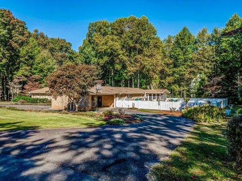 101 Dogwood Trl, Big Canoe GA  30143-2041 exterior