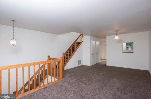 9526 Clocktower Ln, Columbia MD  21046-1876 exterior