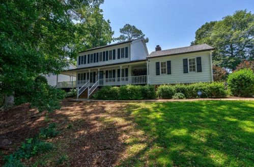 1443 Janice Ct, Lilburn, GA 30047-2348