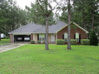 135 Autumn Leaf Dr, Albany, GA 31701-4799