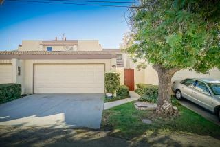 865 Daffodil Dr, Riverside, CA 92507-6346