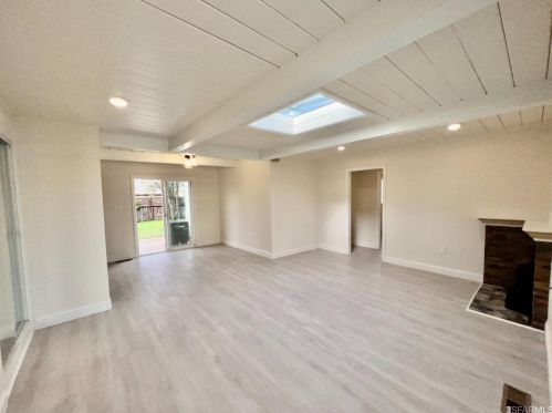 2847 Avon Ave, Concord CA  94520-5432 exterior
