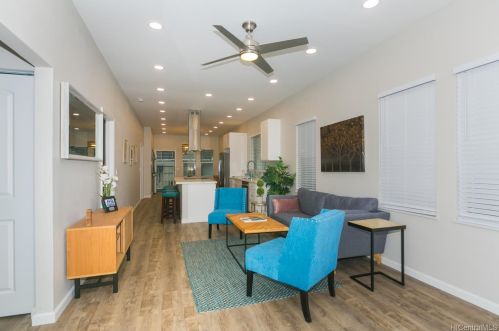 14 Muliwai Ln, Honolulu, HI 96817-2423