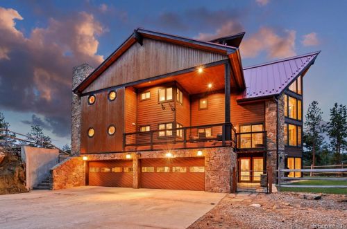 8257 Summit Dr, Morrison CO  80465-2431 exterior