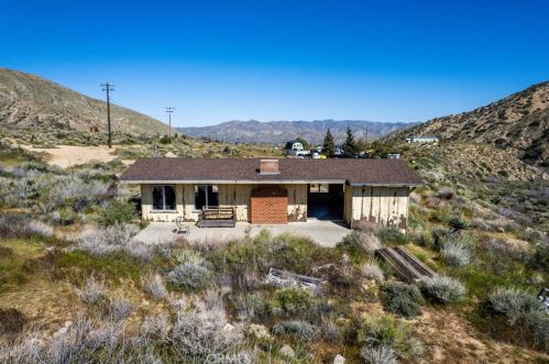 49379 Big Morongo Canyon Rd, Morongo Valley, CA 92256