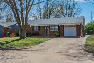 206 Cherry Ave, Yukon, OK 73099-4004