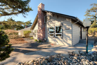 2436 Edgewood St, Jewell OR  97138-5024 exterior