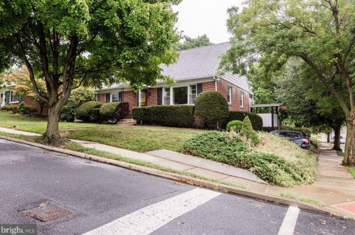 940 Rolridge Ave, Lancaster PA  17603-5739 exterior