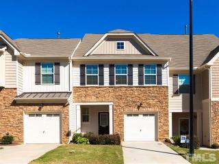 13 Sangre De Cristo Dr, Durham NC  27705-2872 exterior