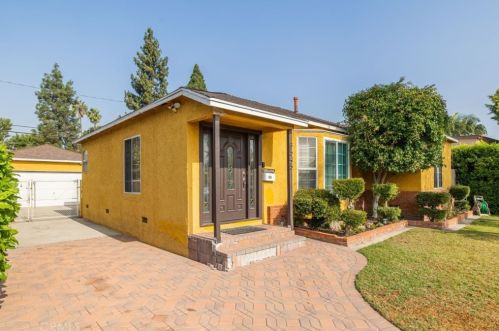8545 Parrot Ave, Downey, CA 90240-2203