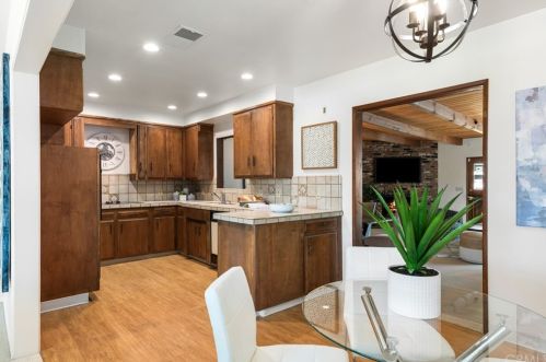 1191 Skyline Dr, Santa Ana CA 92705-3217 exterior