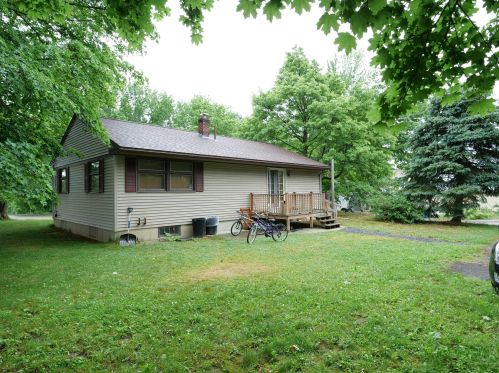 65 Hospital St, Augusta, ME 04330-6662