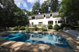 38 Twin Brooks Trl, Chester, NJ 07930-2818