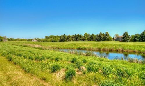 2737 Eagle Valley Dr, Saint Paul MN  55129-4224 exterior