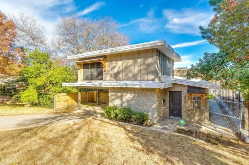 2733 Sandage Ave, Fort Worth, TX 76109-1430
