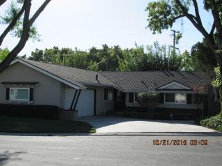 2113 Regent Ct, Modesto, CA 95350-3145