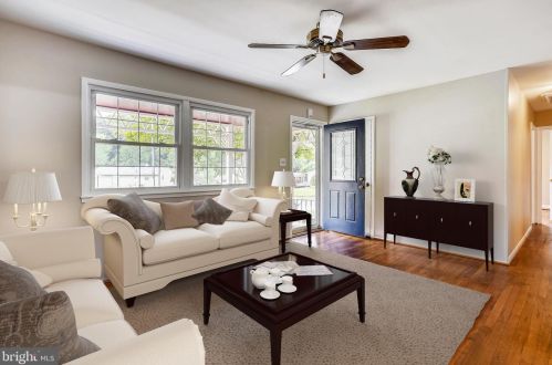 4306 Kirkland Ct, Woodbridge, VA 22193-5204