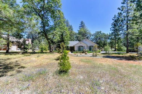 5706 Silverleaf Dr, Michigan Bluff, CA 95631-9633