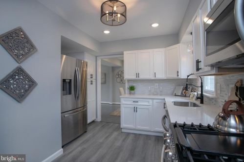 1005 Fairview Ave, Silver Spring MD  20912-5976 exterior