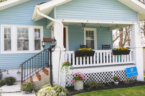 1111 Ridge Ave, Tinton Falls, NJ 07712-4956