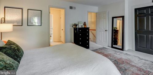 834 Ocean Ave, Lancaster PA  17603-5068 exterior