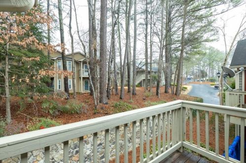 1303 Country Park Dr, Smyrna GA  30080-8227 exterior