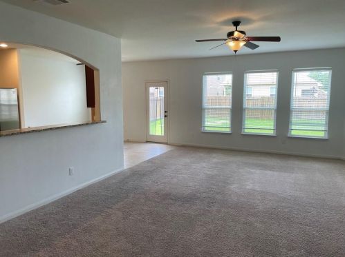 1680 Breanna Ln, Uhland TX  78640-9337 exterior