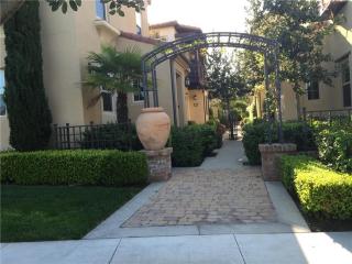 76 Latitude, Irvine CA  92618-8821 exterior