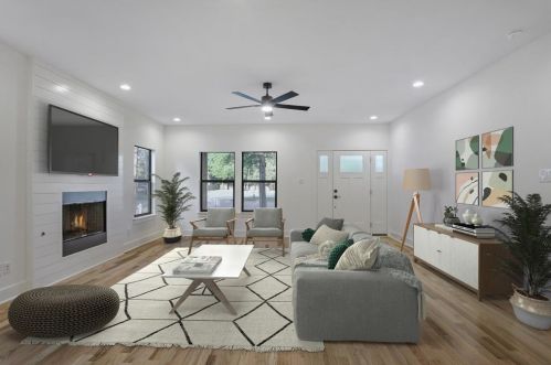 1821 Sylvania Ave, Fort Worth TX  76111-2740 exterior