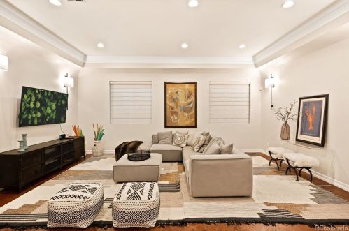 225 Elm St, Denver CO  80246-1132 exterior