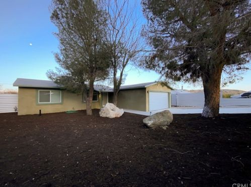 10977 Knobb Ave, Morongo Valley CA  92256-9142 exterior