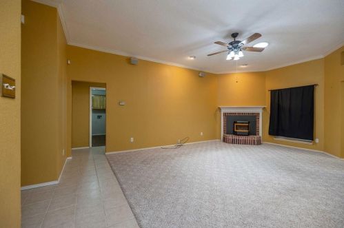 5736 Straightaway Dr, Fort Worth TX  76117-1594 exterior