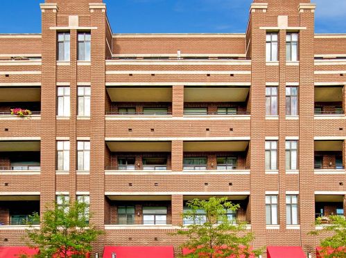 4420 Clark St, Chicago IL  60640-7584 exterior
