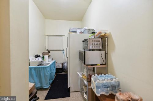 2119 Chelten Ave, Philadelphia PA 19138-2519 exterior