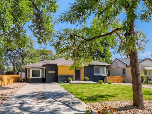 2220 Olive St, Denver CO  80207-4054 exterior