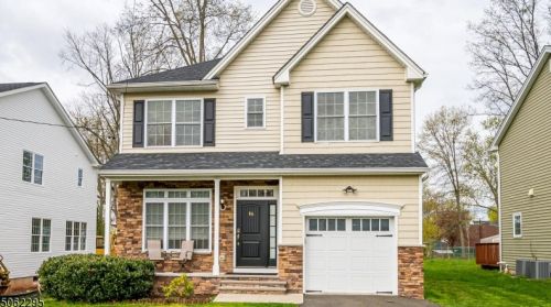 86 Walnut Ave, Bridgewater, NJ 08807-2723