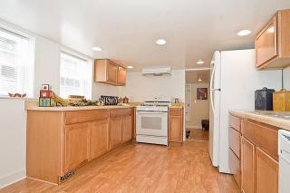 1047 Darrow Ave, Evanston IL  60202-1109 exterior