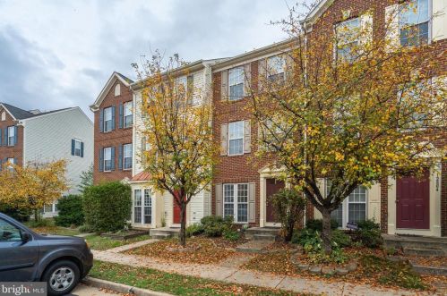 12806 Rannoch Forest Cir, Bristow, VA 20136-2582